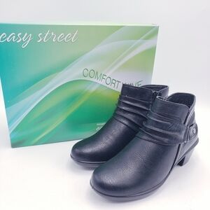 Easy‎ Street Damita Women's Ankle Boots Black Size 6.5 Narrow Faux Leather